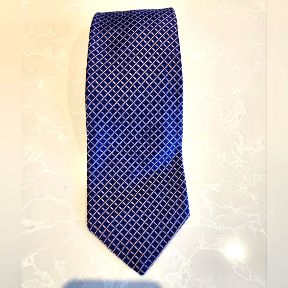 Classic ROBERT TALBOTT Royal Blue Yellow Dot Weave Pattern 100% Silk Made in USA